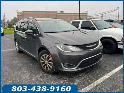 Used 2019 Chrysler Pacifica Touring-L