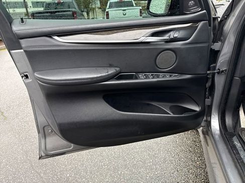 Used 2015 BMW X5 xDrive50i image 47