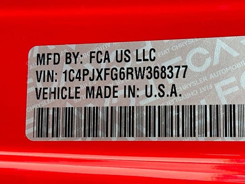 Used 2024 Jeep Wrangler Unlimited Rubicon w/ Technology Group AWD/4WD image 32