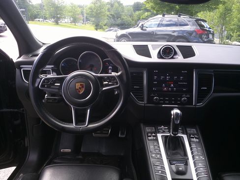 Used 2018 Porsche Macan S AWD/4WD image 14