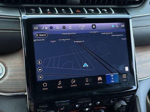 Used 2025 Jeep Grand Cherokee Summit image 26