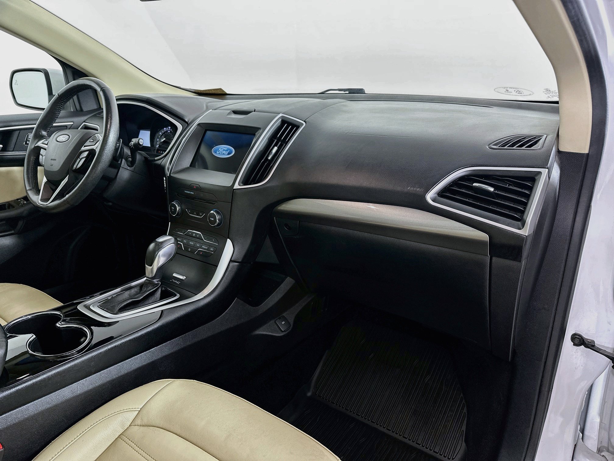 Used 2017 Ford Edge SEL w/ Equipment Group 201A AWD/4WD image 28