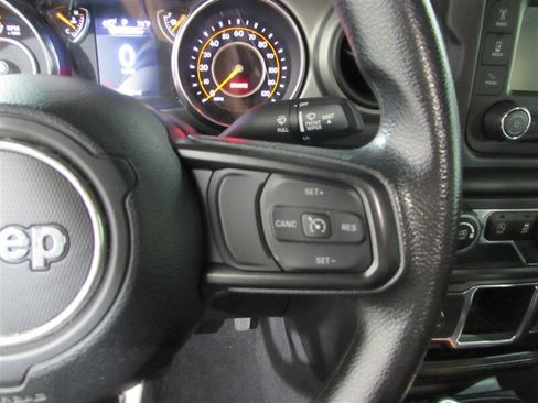 Used 2021 Jeep Wrangler Unlimited Sport image 35