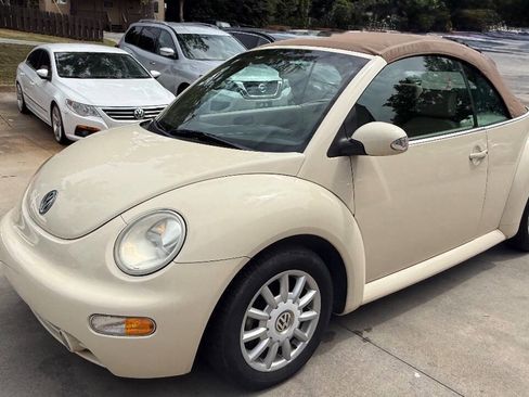 Used 2004 Volkswagen Beetle GLS FWD image 69