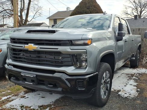 Certified 2024 Chevrolet Silverado 2500 Custom w/ Custom Value Package image 3