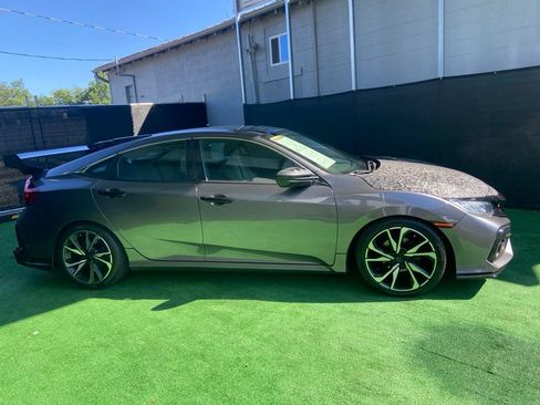 Used 2017 Honda Civic LX image 3