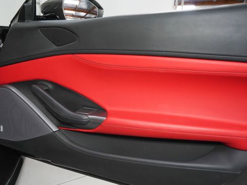 Used 2022 Ferrari Portofino M image 37