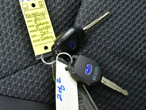 Used 2019 Subaru Forester Premium w/ All-Weather Package image 53