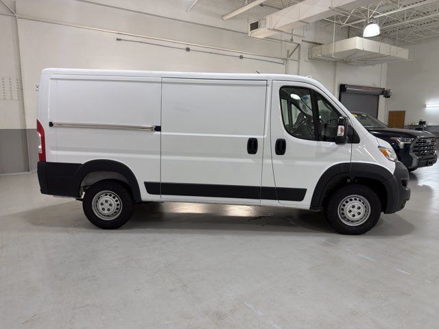 Used 2025 RAM ProMaster 2500 w/ Convenience Group FWD image 10