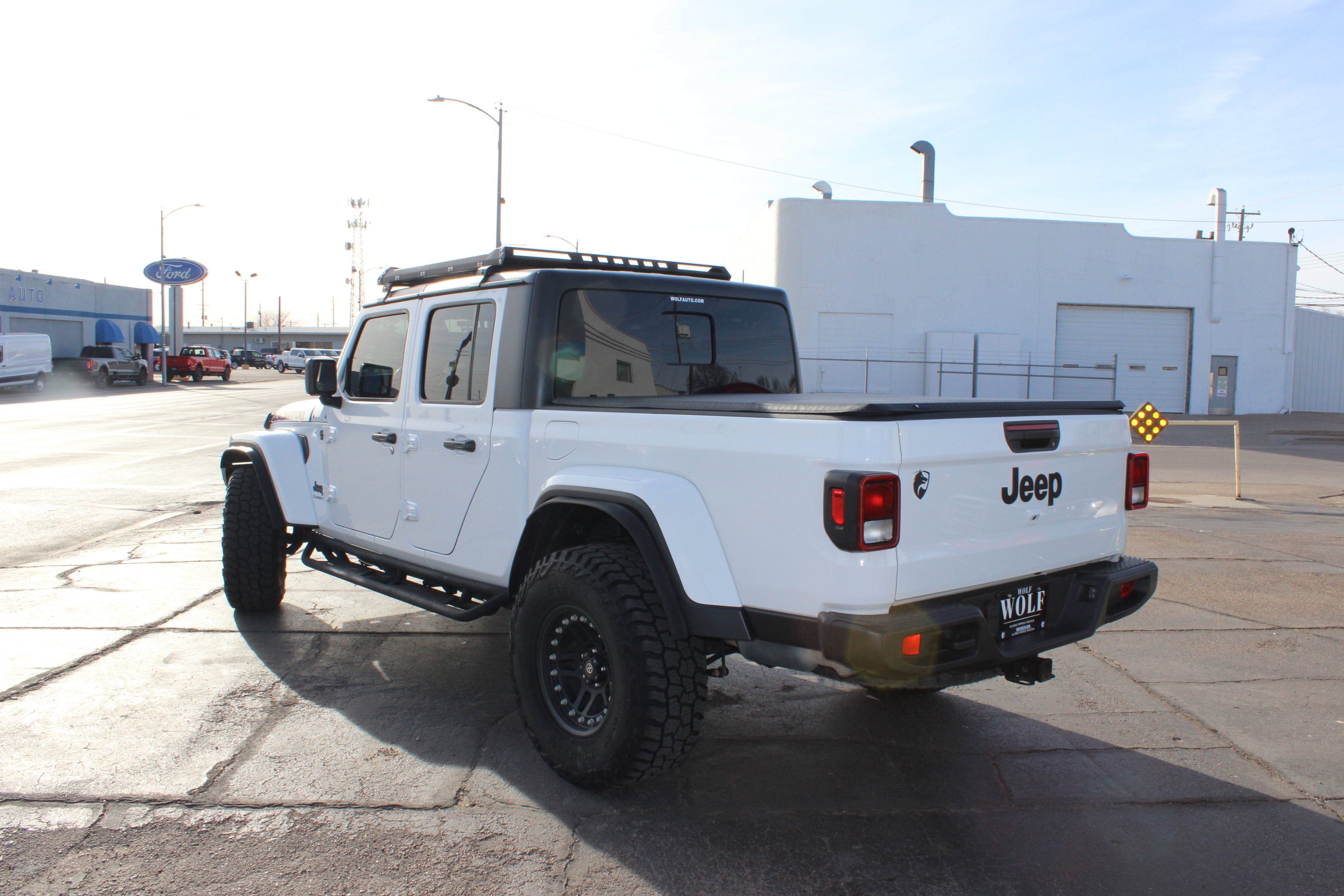 Used 2020 Jeep Gladiator Sport AWD/4WD image 3