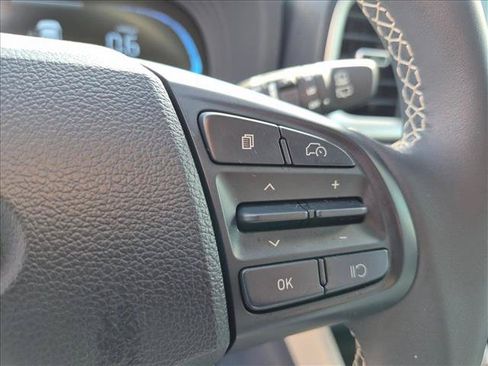 Certified 2026 Hyundai Venue SEL FWD image 27