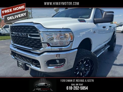 Used 2024 RAM 2500 Big Horn AWD/4WD image 1