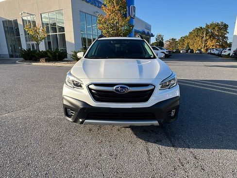 Used 2022 Subaru Outback Limited image 9