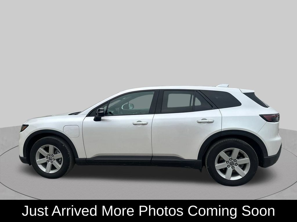 Used 2024 Honda Prologue EX image 2