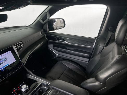 Used 2022 Jeep Wagoneer Series II image 24