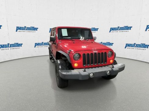 Used 2014 Jeep Wrangler Unlimited Sport image 3