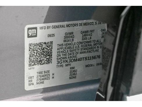 New 2026 Cadillac Optiq Luxury 2 image 35