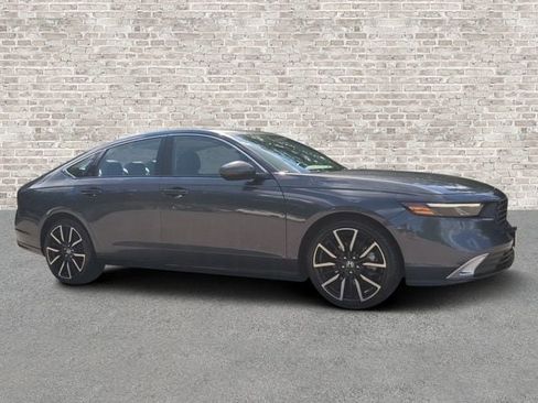 Certified 2023 Honda Accord Touring image 1