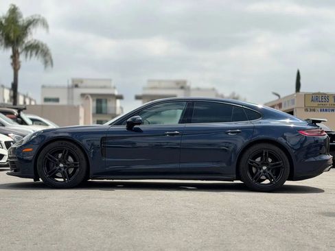 Used 2018 Porsche Panamera image 8