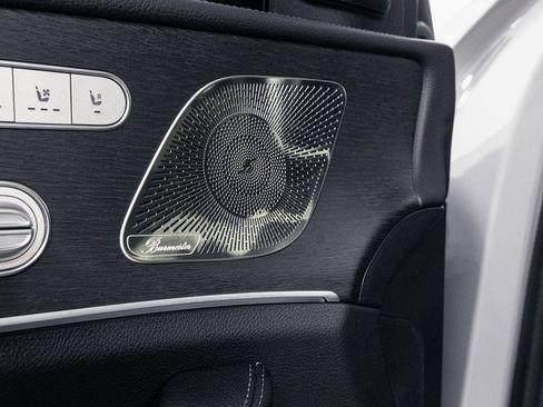 Certified 2025 Mercedes-Benz GLS 580 4MATIC image 7