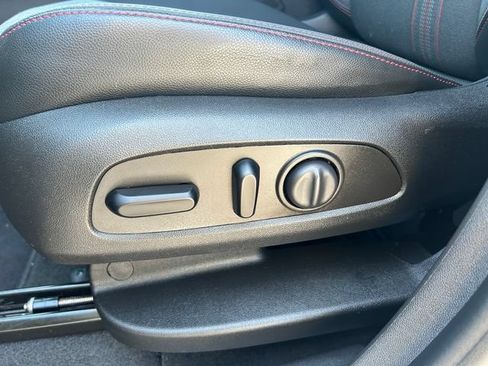 Used 2024 Chevrolet Equinox RS AWD/4WD image 21