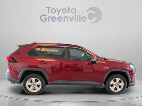 Used 2020 Toyota RAV4 XLE FWD image 7