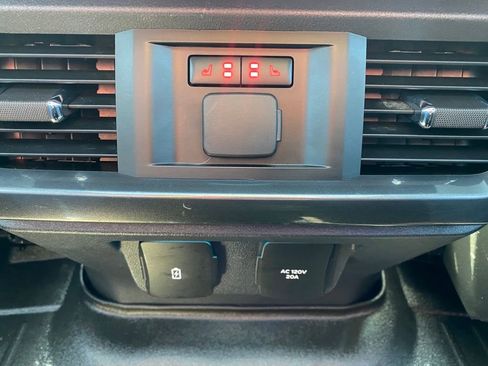 Used 2023 Ford F150 Lariat w/ Equipment Group 502A High image 23