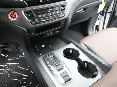 New 2025 Honda Ridgeline RTL image 15