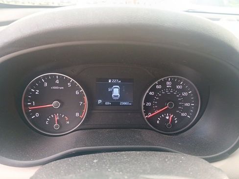 Used 2020 Kia Sportage EX image 2