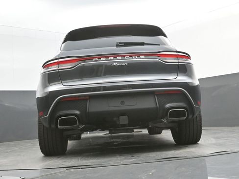 New 2026 Porsche Macan image 37