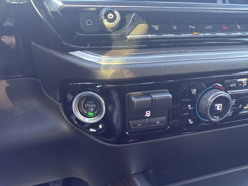 Used 2024 Chevrolet Silverado 3500 High Country w/ High Country Premium Package image 19