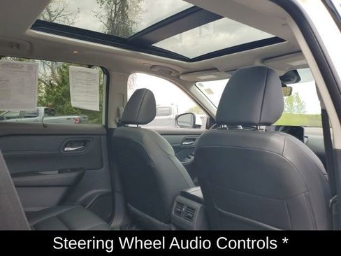 Certified 2023 Nissan Rogue SL w/ SL Premium Package AWD/4WD image 17