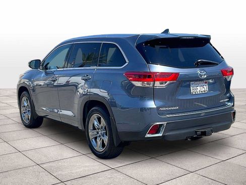 Used 2018 Toyota Highlander Limited Platinum AWD/4WD image 14