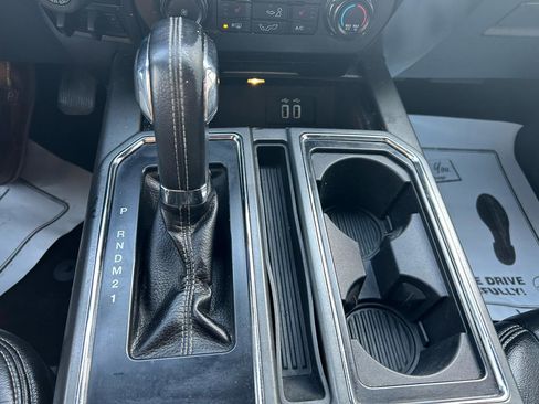 Used 2016 Ford F150 XLT w/ Equipment Group 302A Luxury image 26