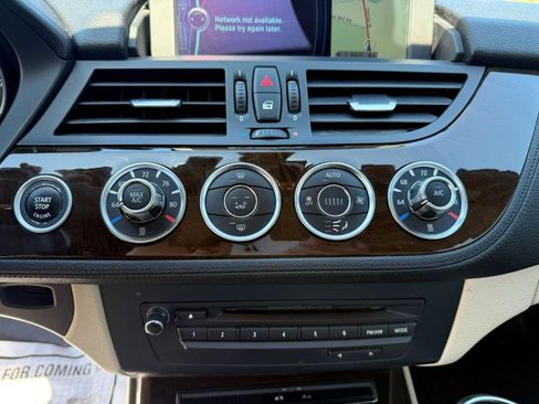 Used 2013 BMW Z4 sDrive35i image 21