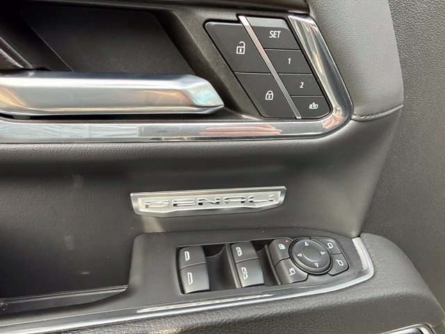 Used 2024 GMC Sierra 1500 Denali w/ Denali Reserve Package AWD/4WD image 25
