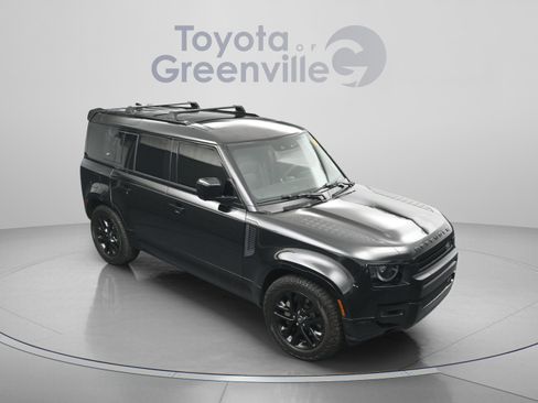 Used 2023 Land Rover Defender 110 X-Dynamic SE AWD/4WD image 22