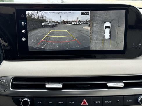 Used 2024 Hyundai Palisade Calligraphy image 11