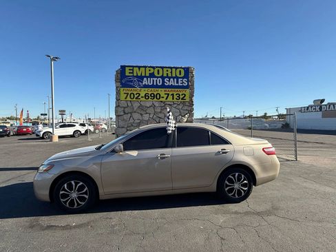 Used 2009 Toyota Camry image 1