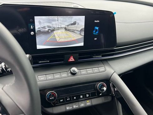 New 2026 Hyundai Elantra Sport FWD image 24