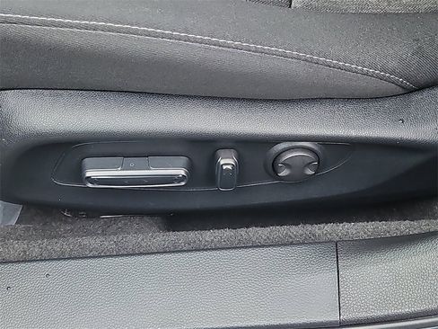 Certified 2023 Honda Accord EX image 19