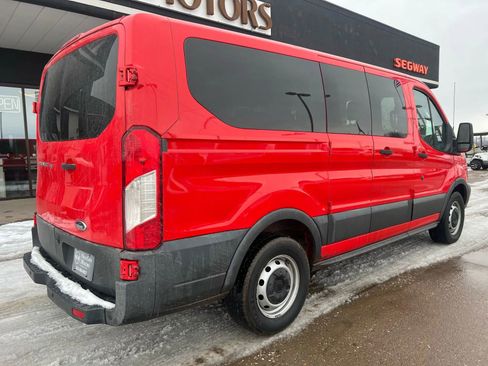 Used 2016 Ford Transit 150 XL image 8