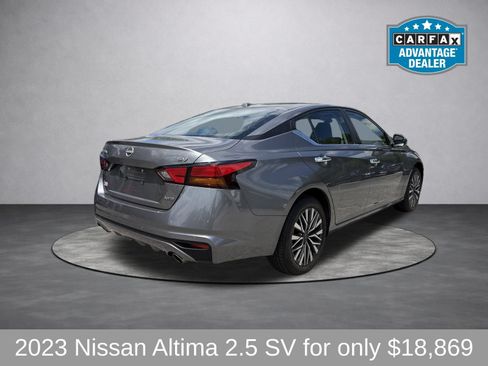 Used 2023 Nissan Altima 2.5 SV w/ SV Premium Package AWD/4WD image 3