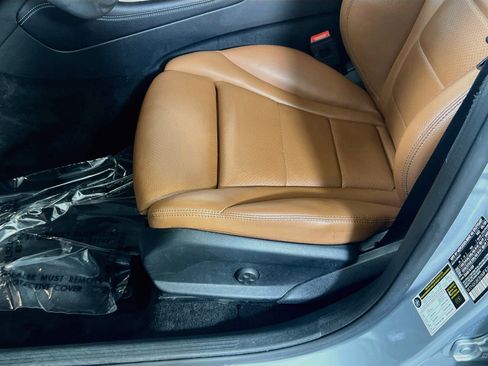 Used 2021 Mercedes-Benz GLC 300 4MATIC image 19