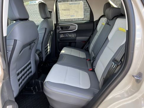 Used 2025 Ford Bronco Sport Badlands w/ Sasquatch Badlands Package image 5