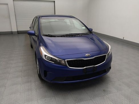 Used 2017 Kia Forte LX image 14