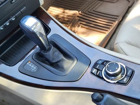 Used 2012 BMW 328i xDrive Coupe AWD/4WD image 21