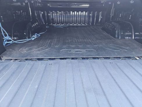 Used 2022 Chevrolet Silverado 1500 Custom image 17