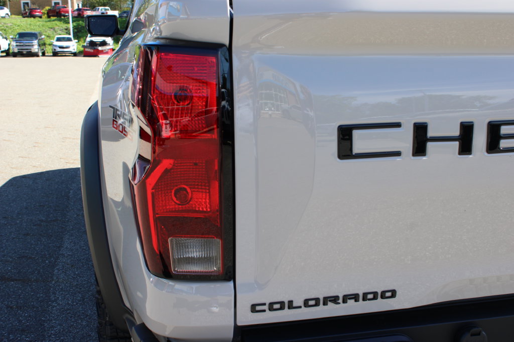 New 2026 Chevrolet Colorado Trail Boss AWD/4WD image 28