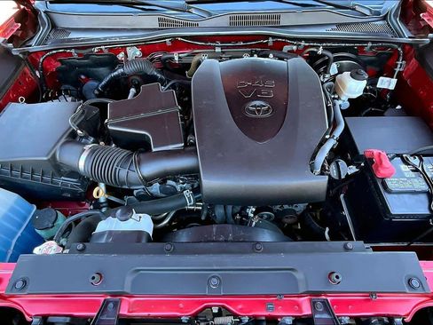 Certified 2021 Toyota Tacoma SR image 30